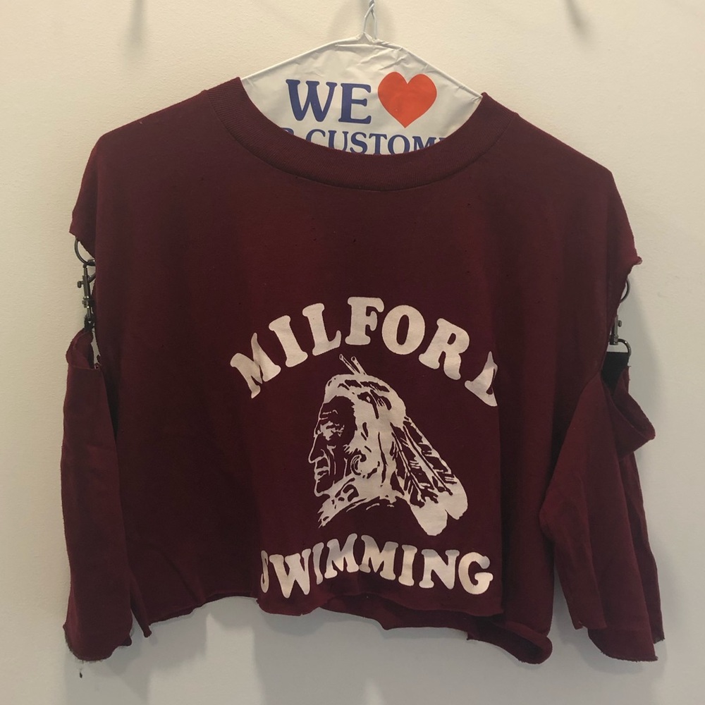 Handmade Burgundy Chain T-shirt